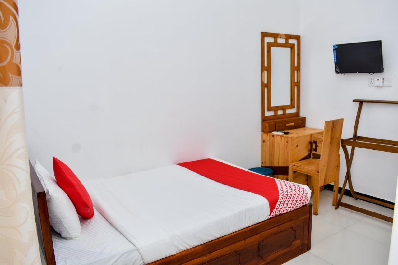 Mallika Resort Trincomalee Bagian luar foto