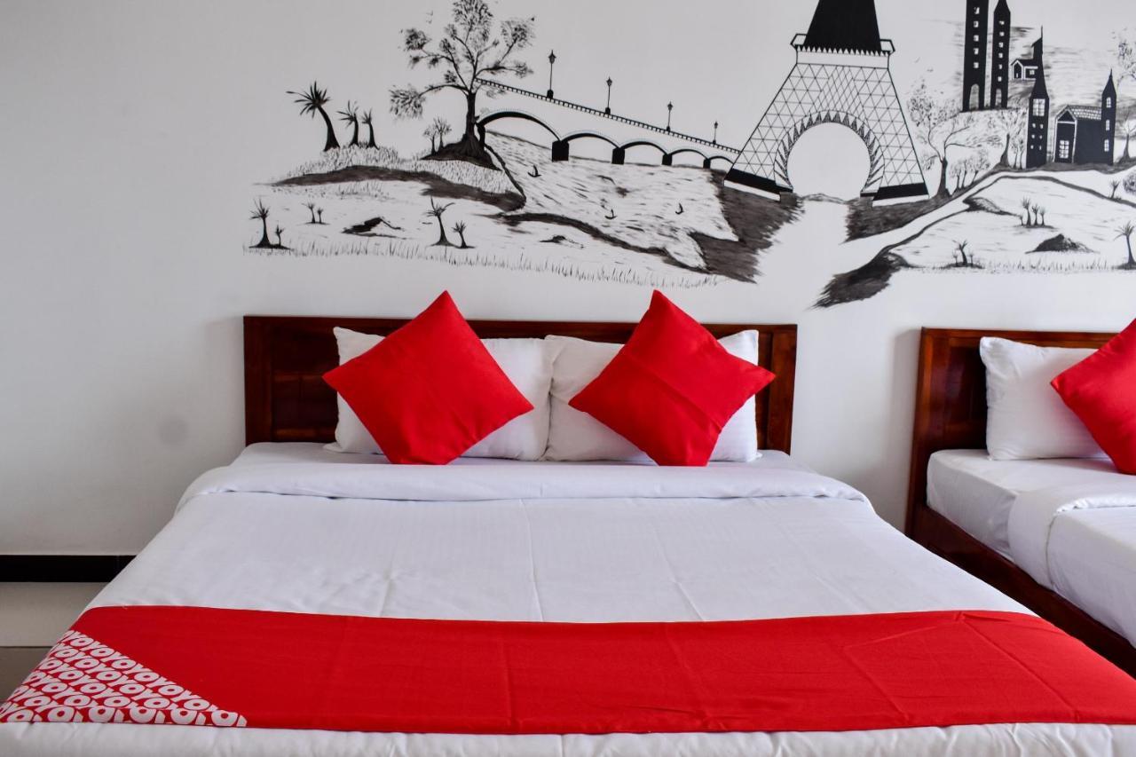 Mallika Resort Trincomalee Bagian luar foto