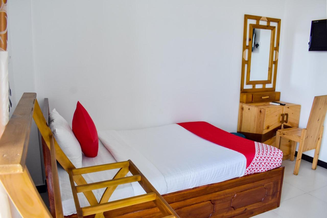 Mallika Resort Trincomalee Bagian luar foto