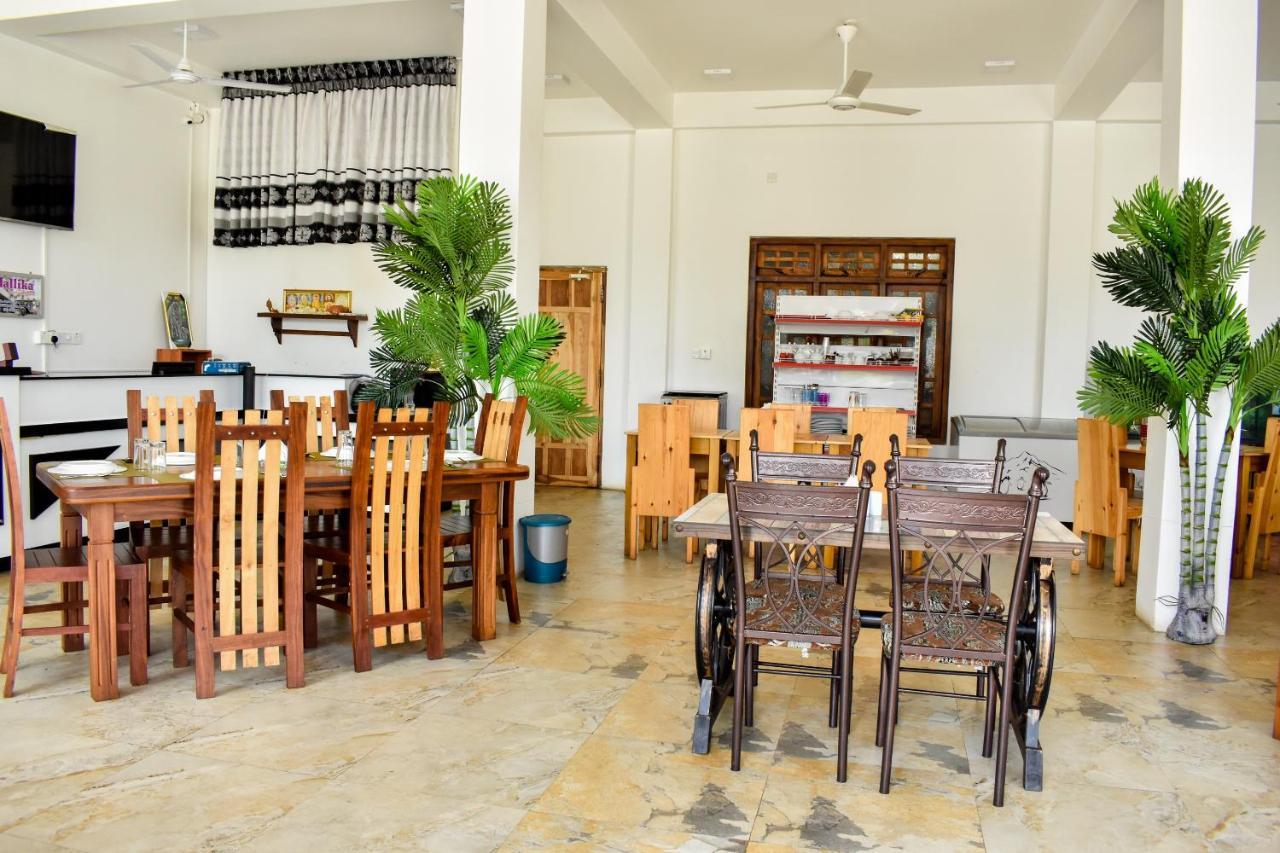 Mallika Resort Trincomalee Bagian luar foto